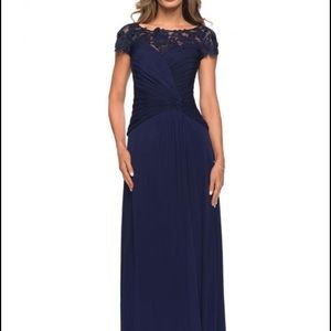 La Femme - 28029 Ruched Knotted A-Line Evening Dress